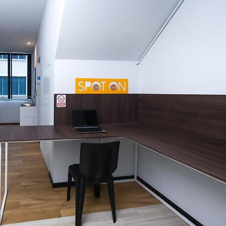 Spot On 89838 Lm Residence Miri Exterior foto